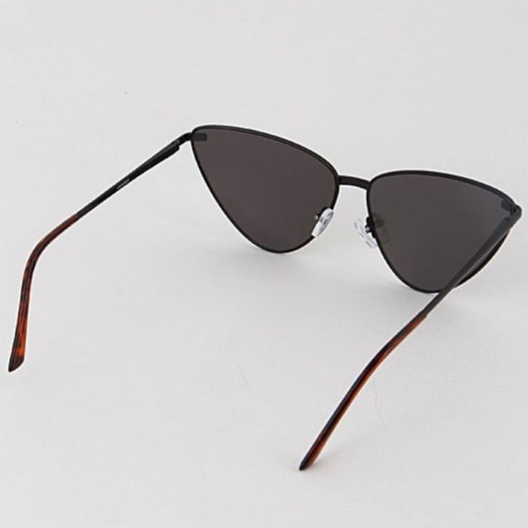 Purple Cat Eye Mirrored Sunglasses - Picture 8 of 8